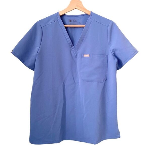 Figs Blue V Neck Short Sleeve Medical Scrub Top in Size Medium in Light Blue - Picture 2 of 6